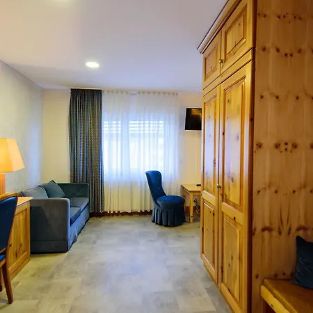 Hotel Bohn Metzingen (Tubingen)