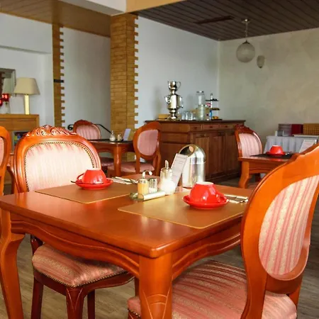 Bohn 3* Metzingen (Tubingen)