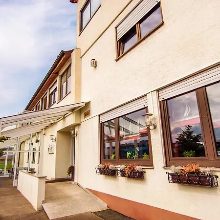 Hotel Bohn