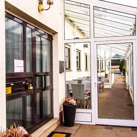 Bohn Hotel 3*